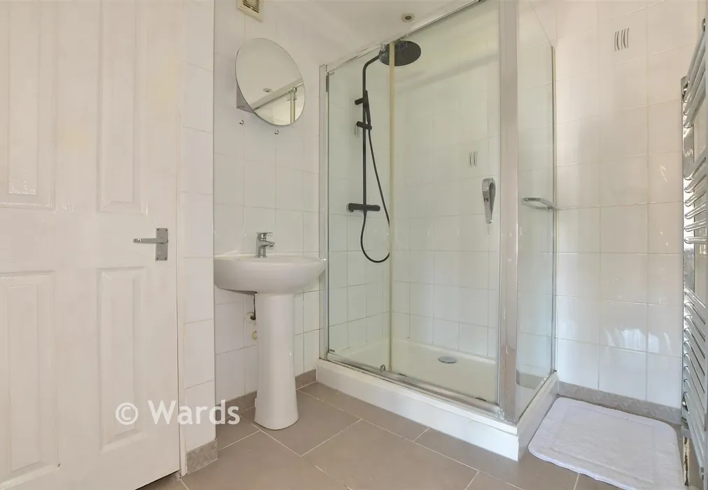 Shower Room - Epple Bay Avenue, Birchington, Kent - Wards of Kent