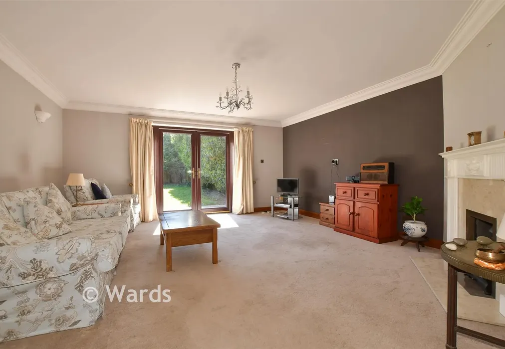 Lounge - Epple Bay Avenue, Birchington, Kent - Wards of Kent