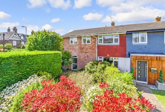 Marden Road, Staplehurst, Kent - Wards of Kent