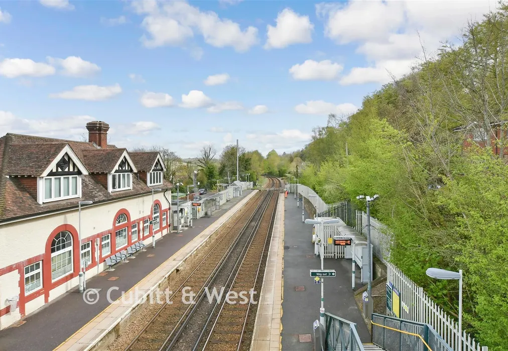 Surrounding Area - Prospect House, Outwood Lane, Chipstead, Surrey - Wards of Kent