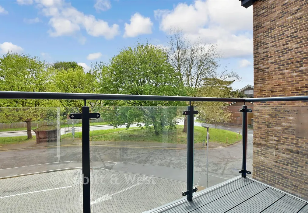 Balcony / Terrace - Prospect House, Outwood Lane, Chipstead, Surrey - Wards of Kent