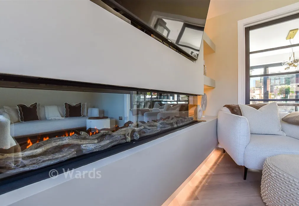 Internal Feature - Harwick Drive, New Romney, Kent - Wards of Kent