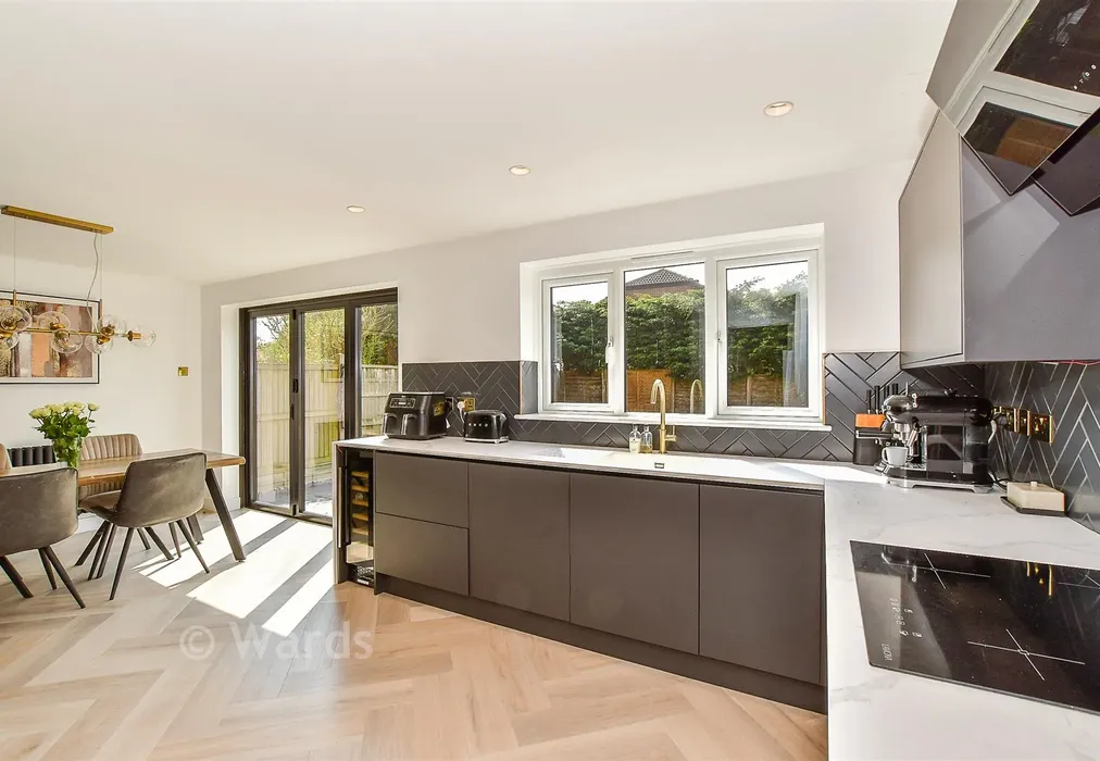 Kitchen/Diner - Harwick Drive, New Romney, Kent - Wards of Kent