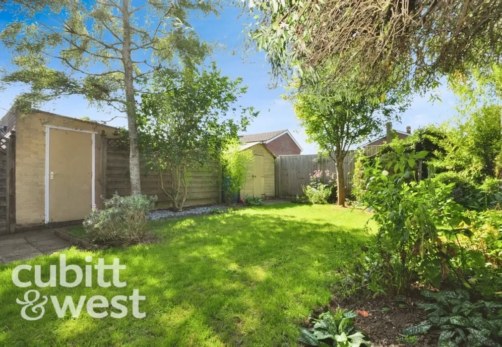 - AVAILABLE WITH NO DEPOSIT Birch Tree Drive Emsworth PO10 - Wards of Kent