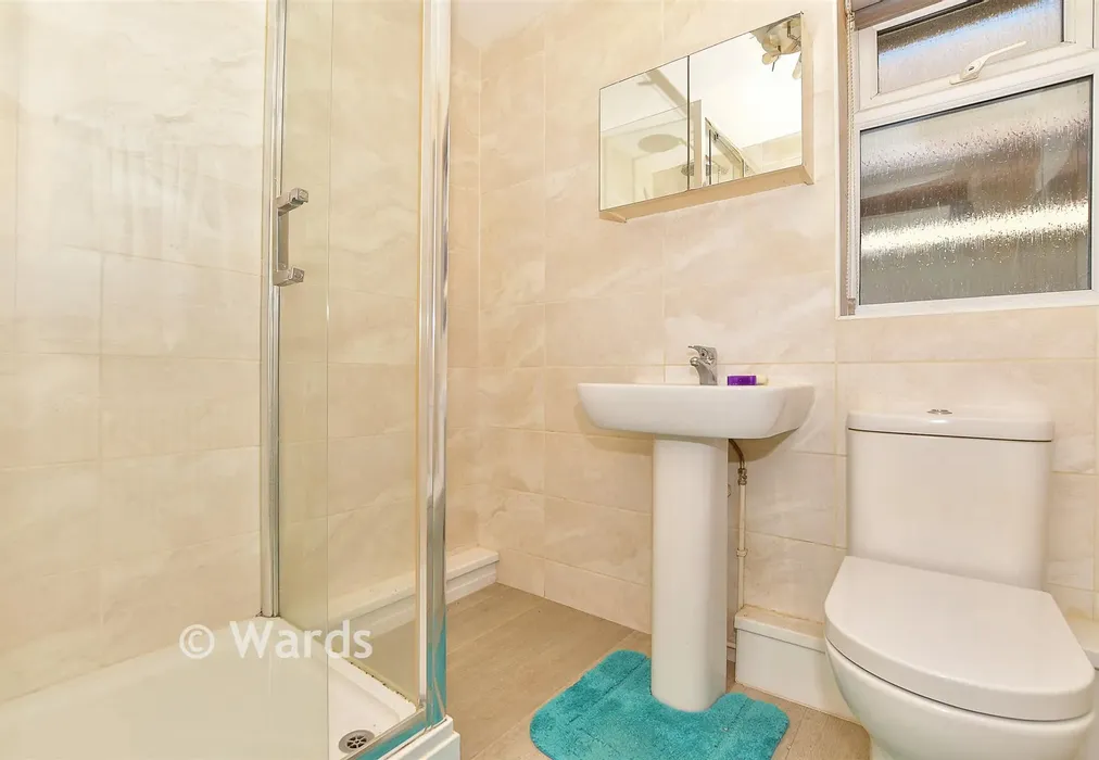 Shower Room - Lade Fort Crescent, Lydd On Sea, Kent - Wards of Kent