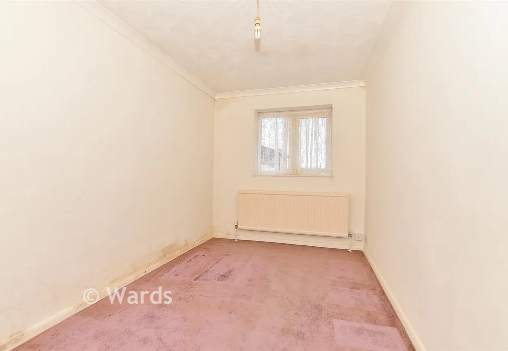 Bedroom 2 - Lade Fort Crescent, Lydd On Sea, Kent - Wards of Kent