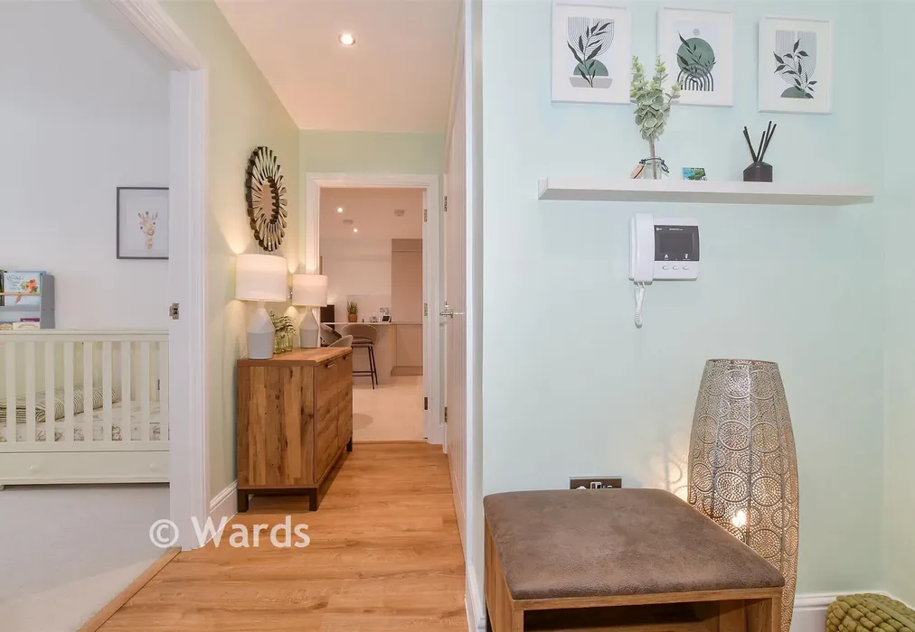 Hallway - Steel Close, Herne Bay, Kent - Wards of Kent