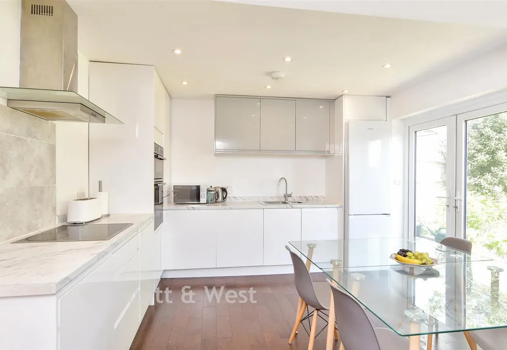 Kitchen/ Diner - Rosebery Avenue, Woodingdean, Brighton, East Sussex - Wards of Kent