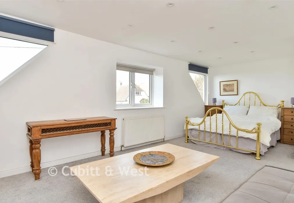 Bedroom 1 - Rosebery Avenue, Woodingdean, Brighton, East Sussex - Wards of Kent
