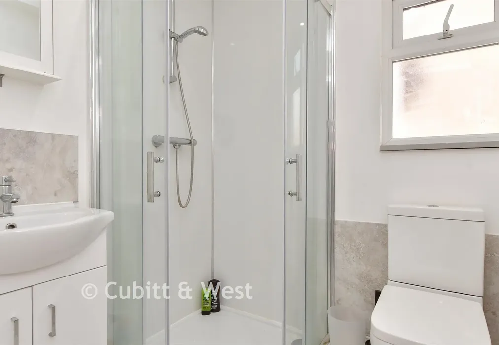 Shower Room - Rosebery Avenue, Woodingdean, Brighton, East Sussex - Wards of Kent