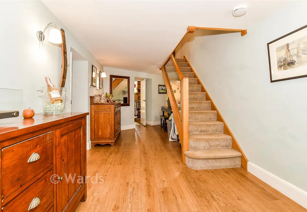 Hallway - Mill Lane, Yalding, Maidstone, Kent - Wards of Kent