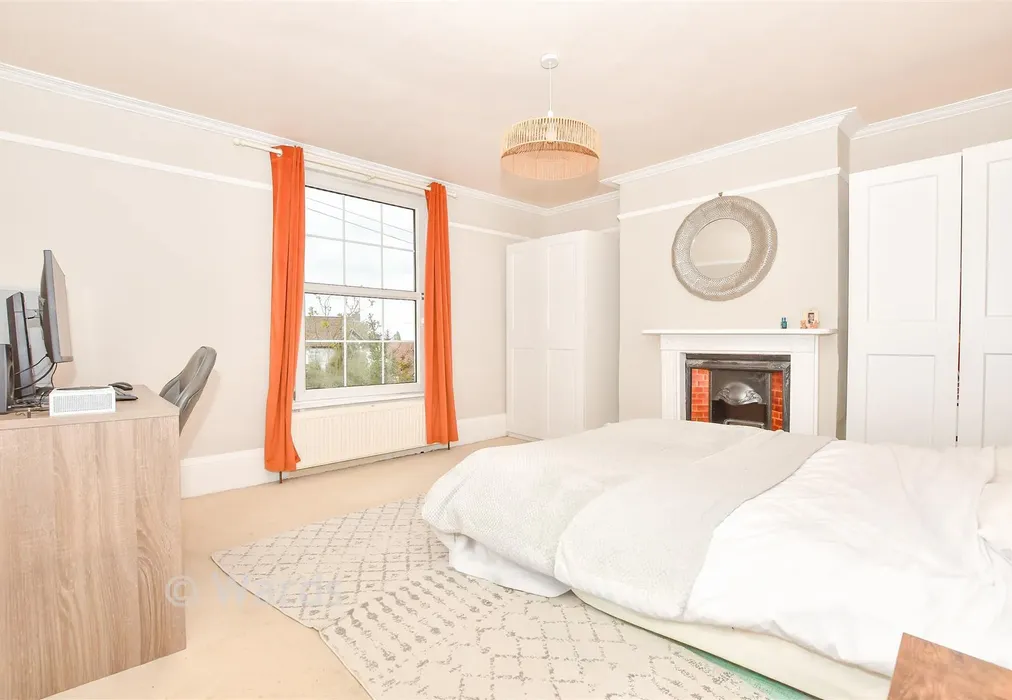 Bedroom 2 - Loose Road, Maidstone, Kent - Wards of Kent