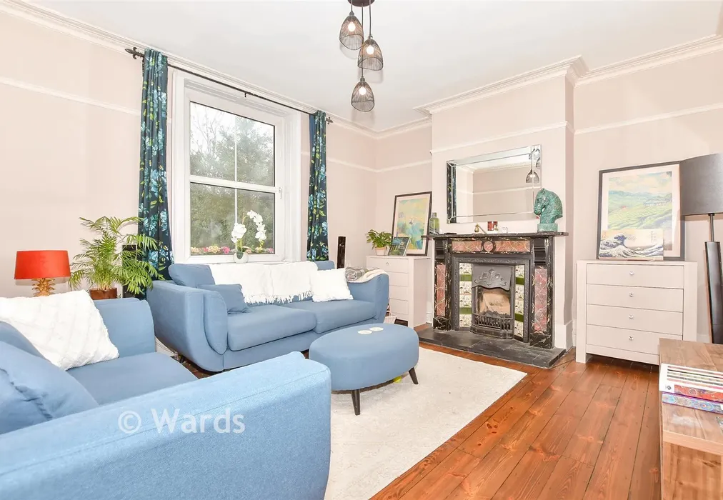 Lounge - Loose Road, Maidstone, Kent - Wards of Kent