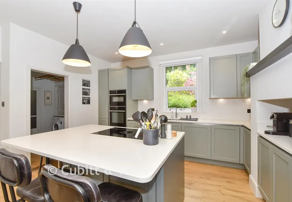 Kitchen - College Lane, East Grinstead, West Sussex - Wards of Kent