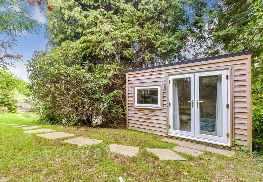 Workshop/Outbuildings - College Lane, East Grinstead, West Sussex - Wards of Kent