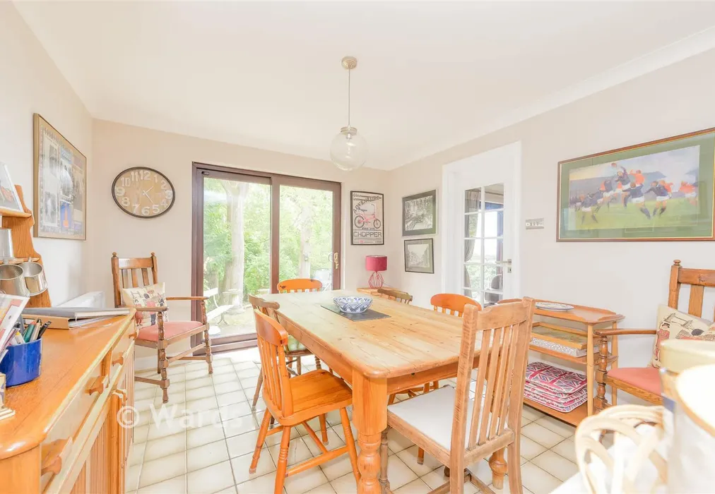 Kitchen/Diner - Kingsingfield Road, West Kingsdown, Sevenoaks, Kent - Wards of Kent