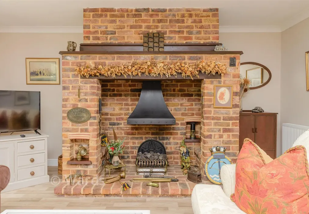 Internal Feature - Kingsingfield Road, West Kingsdown, Sevenoaks, Kent - Wards of Kent