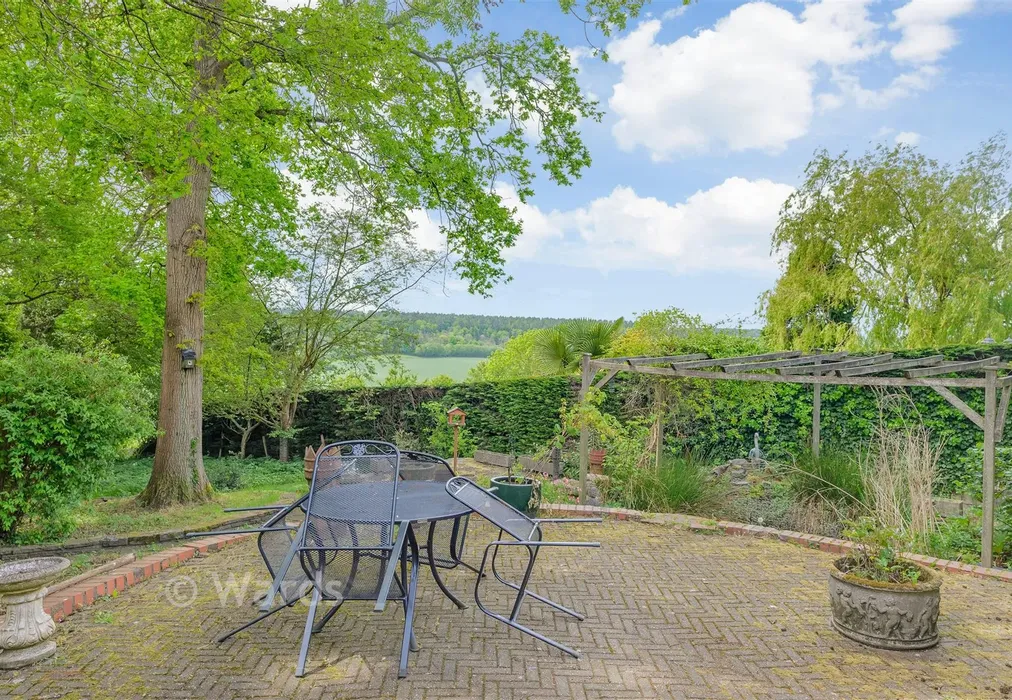 Rear Garden - Kingsingfield Road, West Kingsdown, Sevenoaks, Kent - Wards of Kent