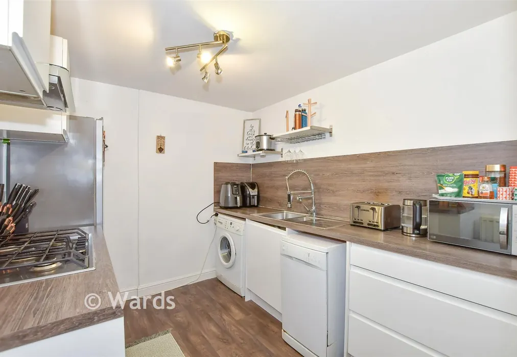 Kitchen - Kingsley Road, Maidstone, Kent - Wards of Kent
