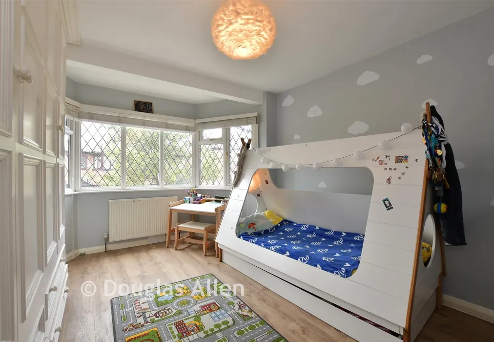 Bedroom 2 - Stewards Close, Epping, Essex - Wards of Kent