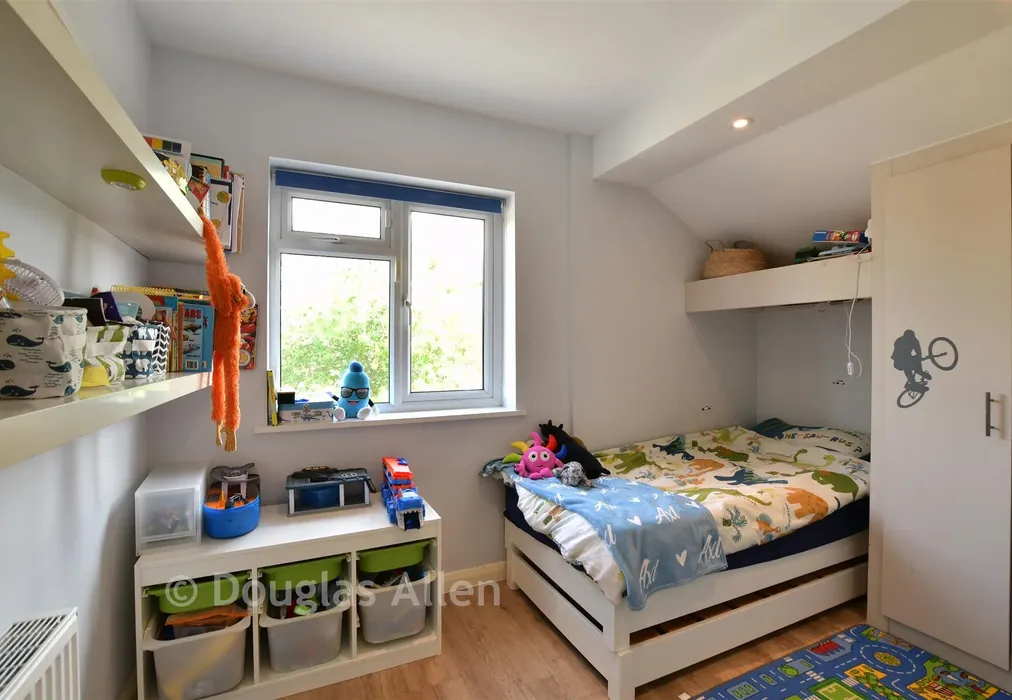 Bedroom 4 - Stewards Close, Epping, Essex - Wards of Kent