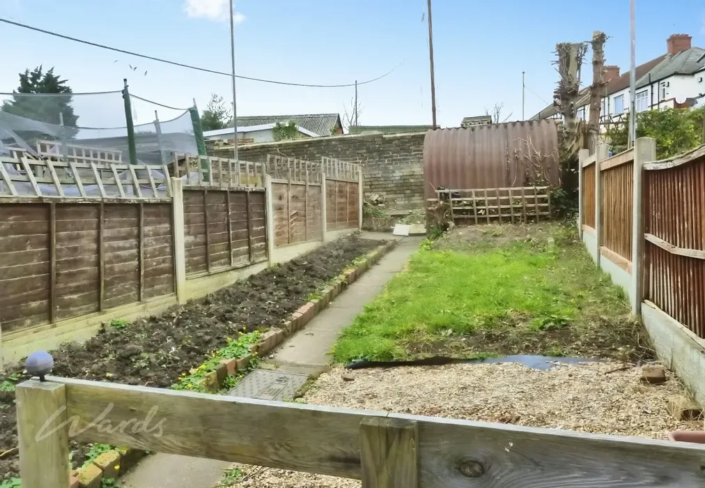 bowes garden - Bowes Road Strood ME2 - Wards of Kent