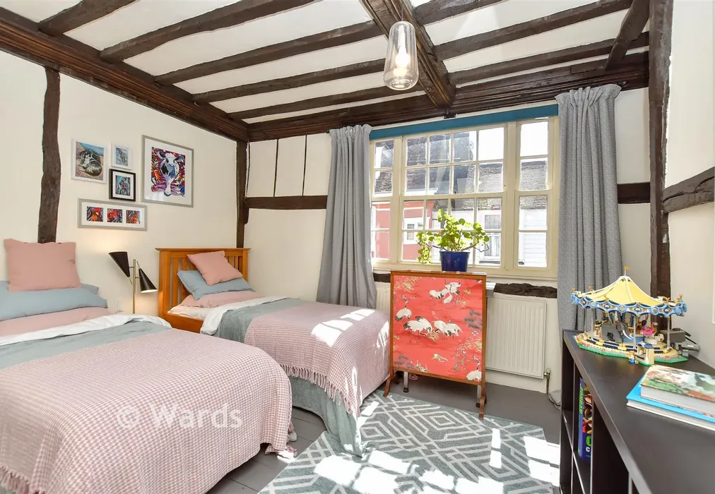 Bedroom 3 - West Street, Faversham, Kent - Wards of Kent