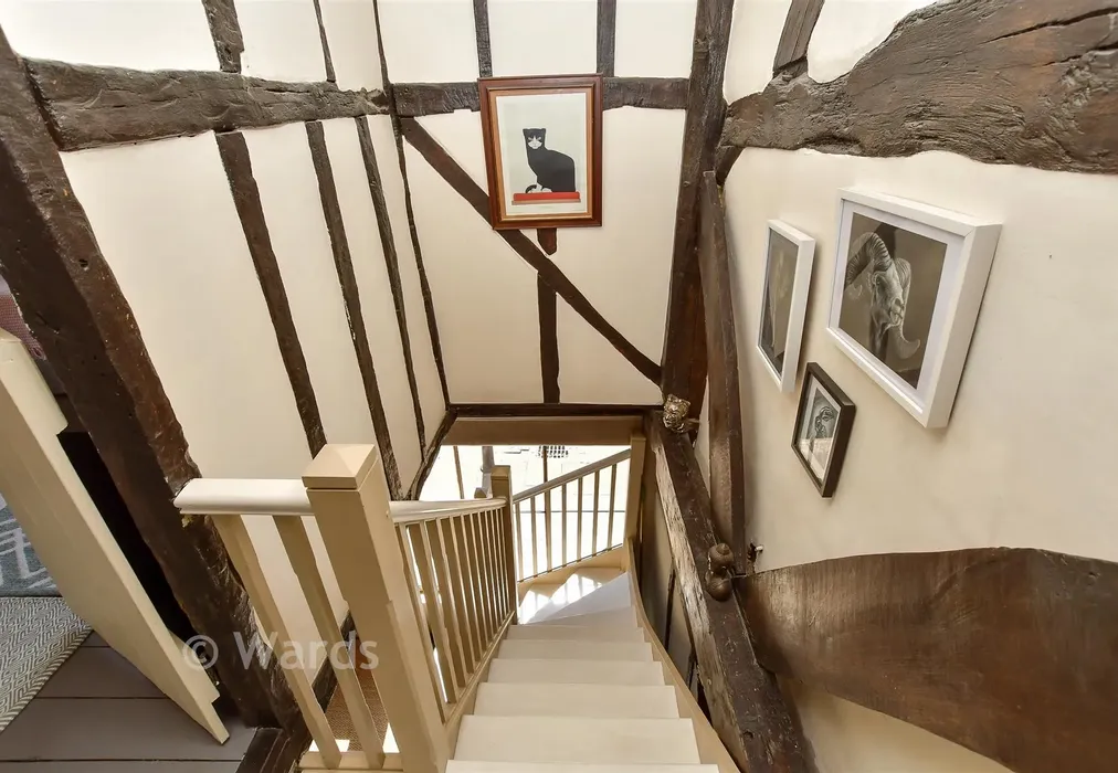 Internal Feature - West Street, Faversham, Kent - Wards of Kent
