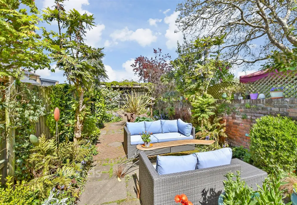 Rear Garden - West Street, Faversham, Kent - Wards of Kent