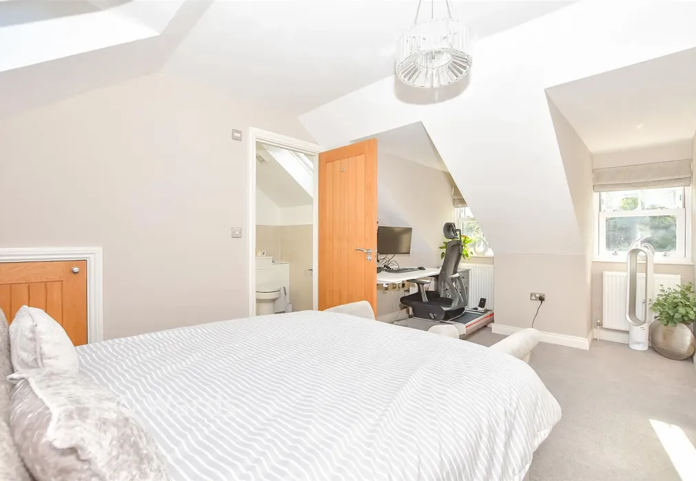 Bedroom 1 - Well Street, Loose, Kent - Wards of Kent