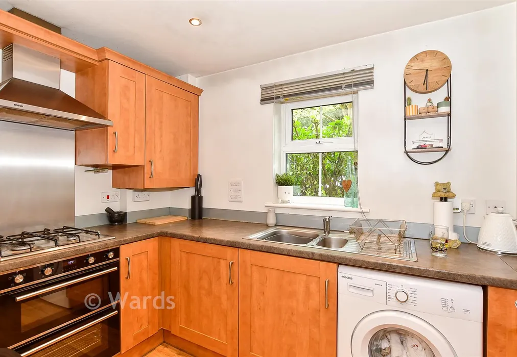 Kitchen - The Grange, Langton Green, Tunbridge Wells, Kent - Wards of Kent
