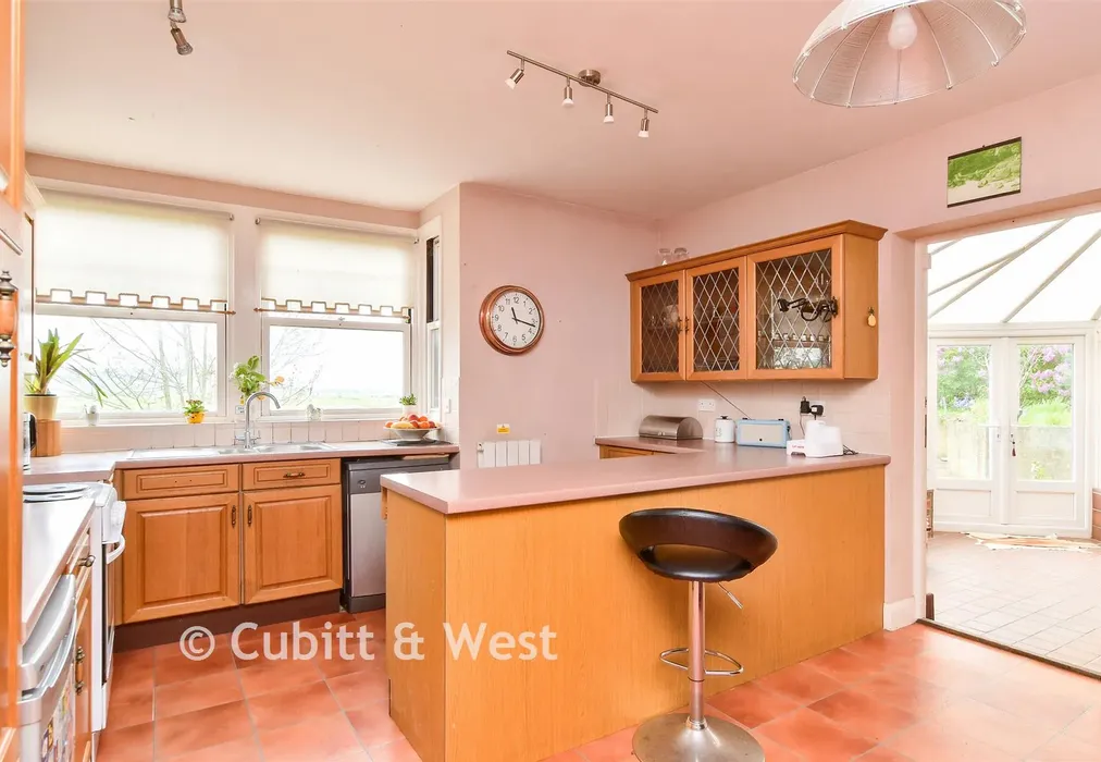 Kitchen - Newhaven Road, Rodmell, Lewes, East Sussex - Wards of Kent