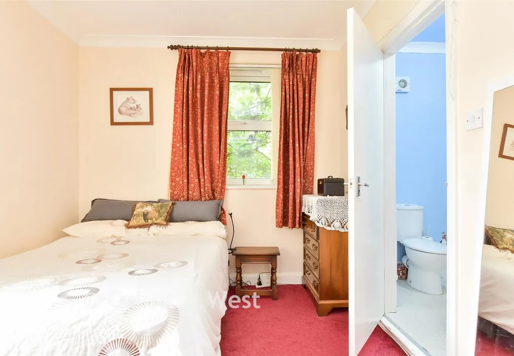 Bedroom 7 - Newhaven Road, Rodmell, Lewes, East Sussex - Wards of Kent