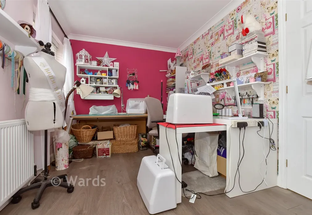 Bedroom 2 - Woodland Way, Broadstairs, Kent - Wards of Kent