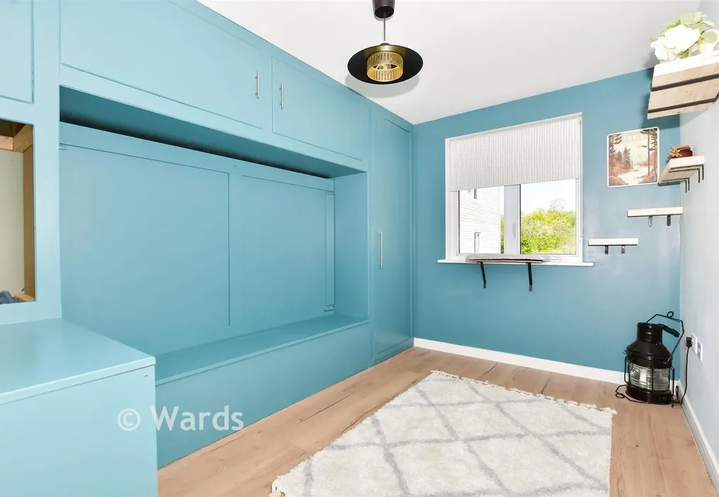 Bedroom 2 - Alisander Close, Snodland, Kent - Wards of Kent