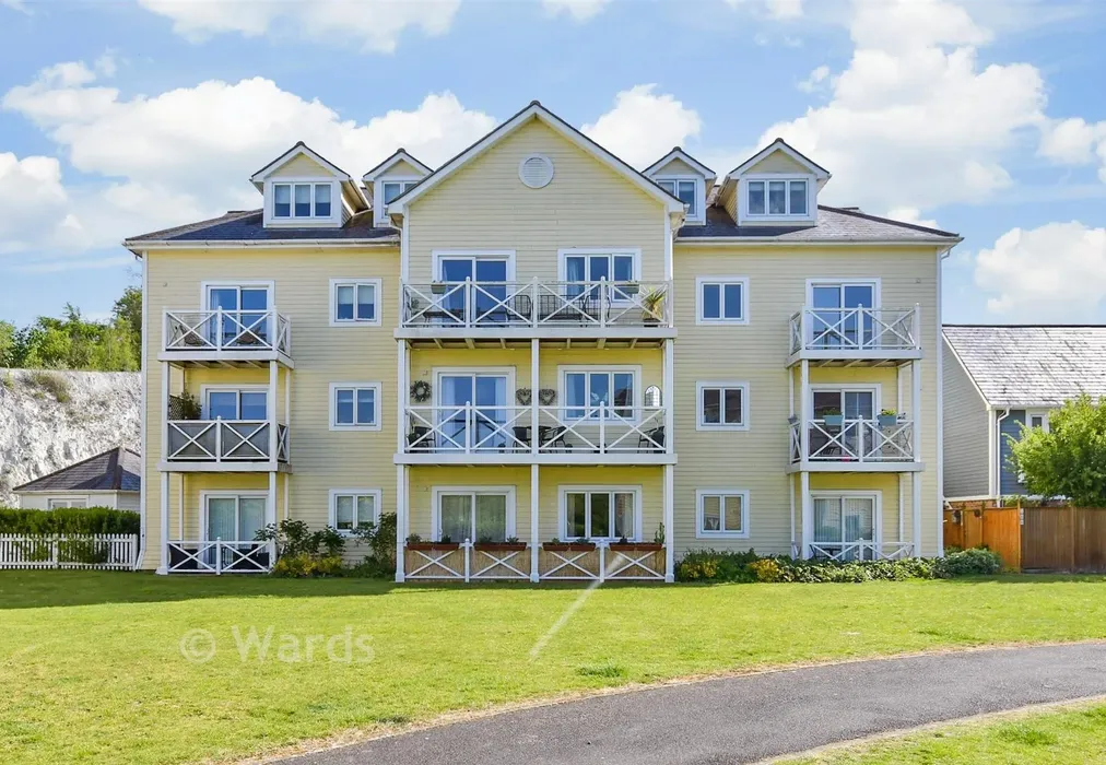 Rear Elevation - Alisander Close, Holborough Lakes, Snodland, Kent - Wards of Kent