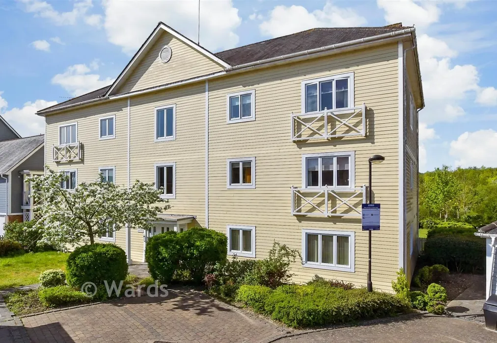 External (Web) - Alisander Close, Holborough Lakes, Snodland, Kent - Wards of Kent