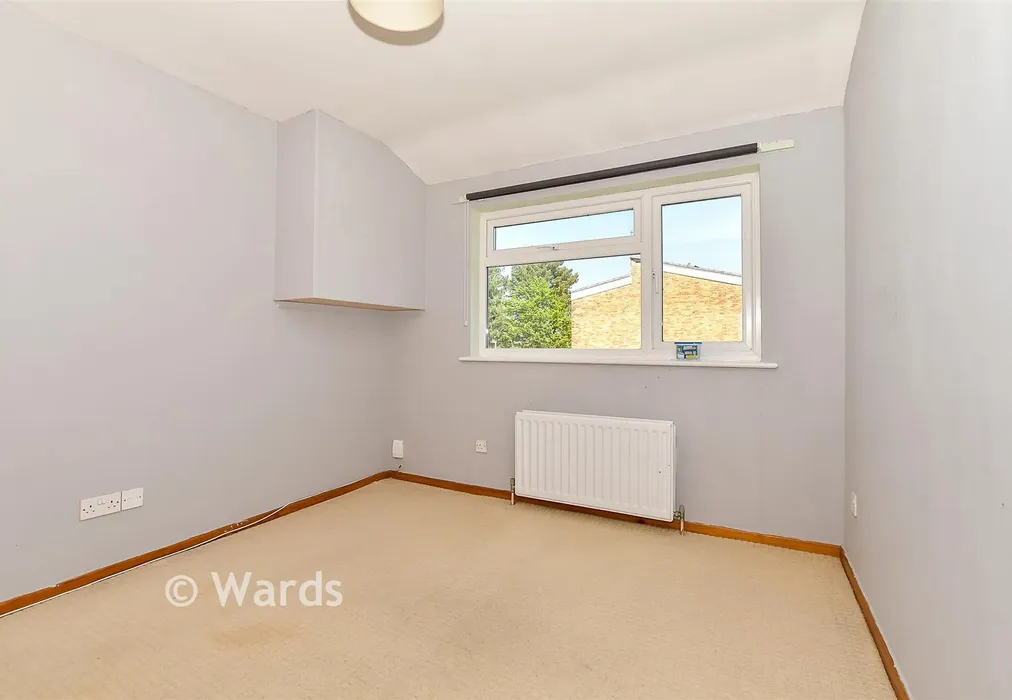 Bedroom 2 - Shirley Grove, Tunbridge Wells, Kent - Wards of Kent
