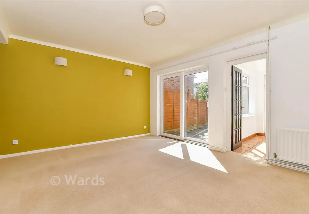 Lounge - Shirley Grove, Tunbridge Wells, Kent - Wards of Kent
