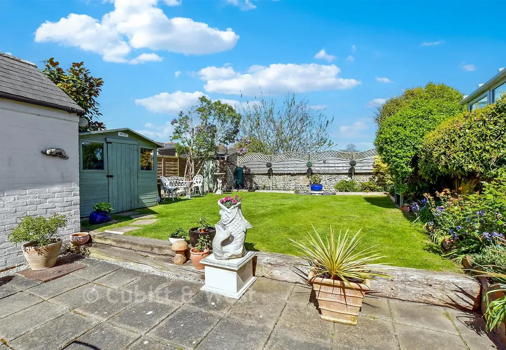 Rear Garden - Felpham Road, Felpham, West Sussex - Wards of Kent