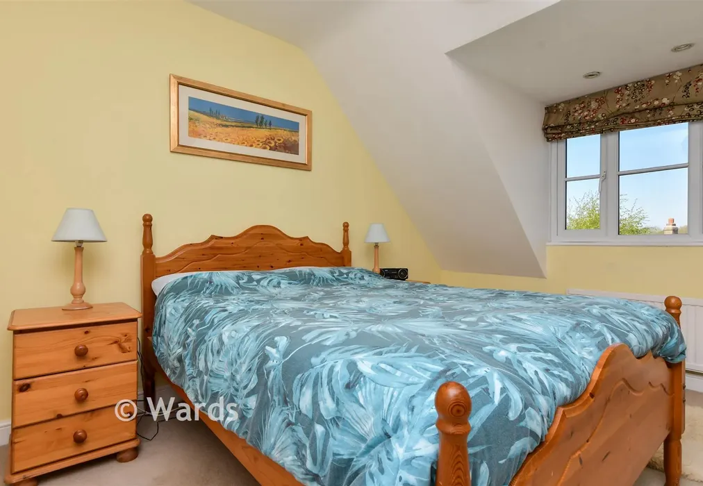 Bedroom 1 - Hammond Close, Nonington, Kent - Wards of Kent