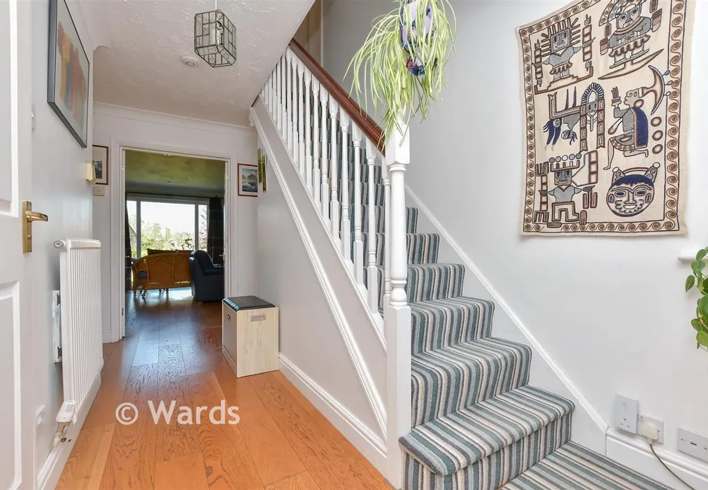 Hallway - Hammond Close, Nonington, Kent - Wards of Kent