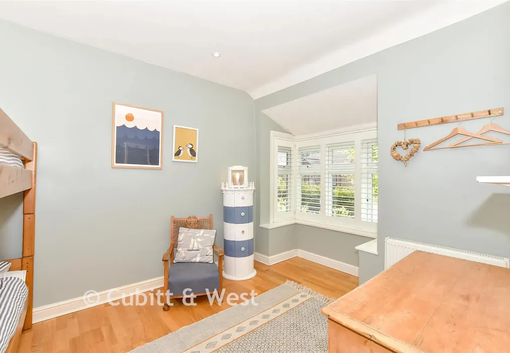 Bedroom 2 - Prinsted Lane, Prinsted, Emsworth, West Sussex - Wards of Kent