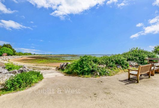 Prinsted Lane, Prinsted, Emsworth, West Sussex - Wards of Kent