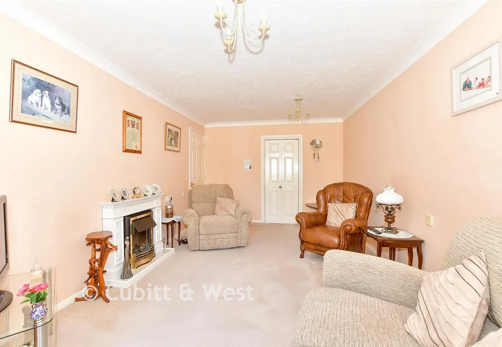 Lounge - Holman Close, Waterlooville, Hampshire - Wards of Kent