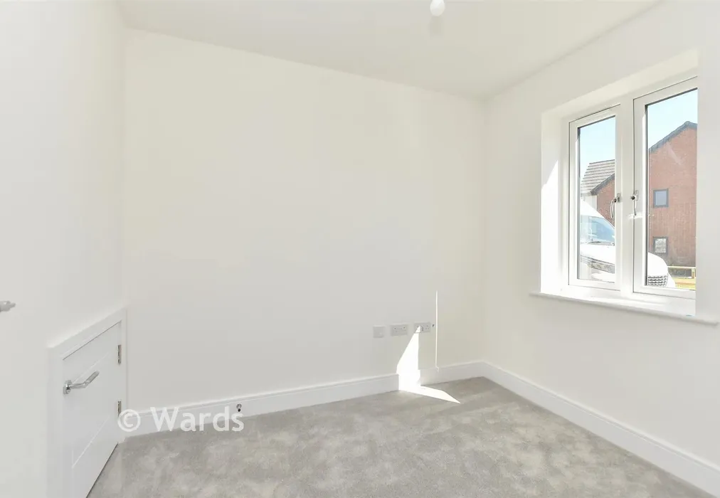 Study - Ham Road, Faversham Lakes, Faversham, Kent - Wards of Kent
