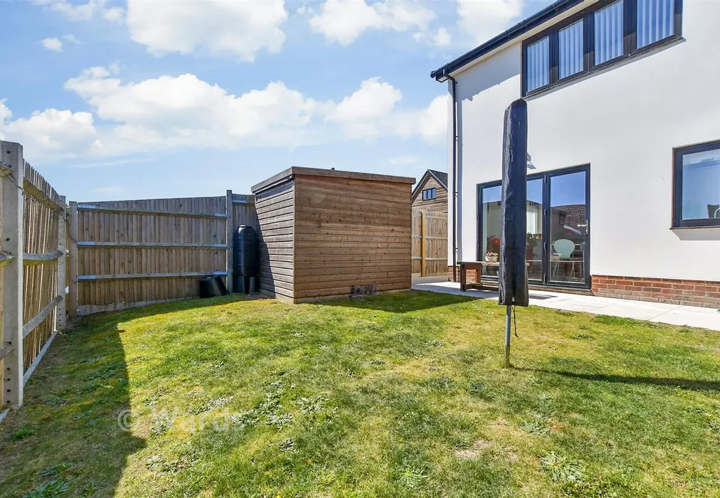 Rear Garden - Prime View, New Romney, Kent - Wards of Kent