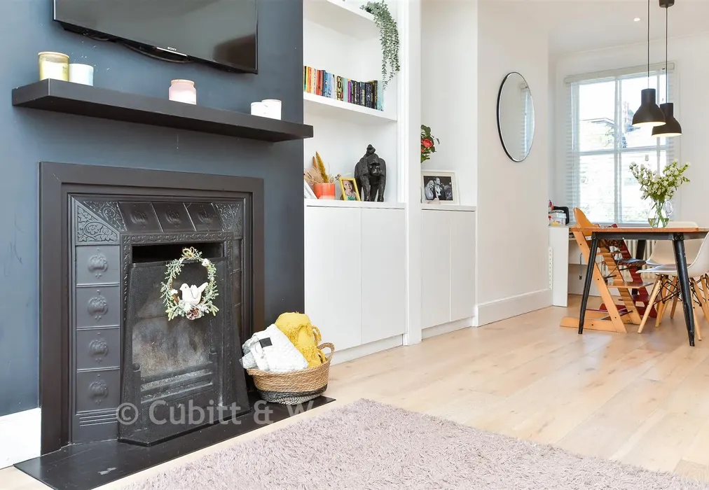 Internal Lifestyle Photograph - Herbert Road, Brighton, East Sussex - Wards of Kent
