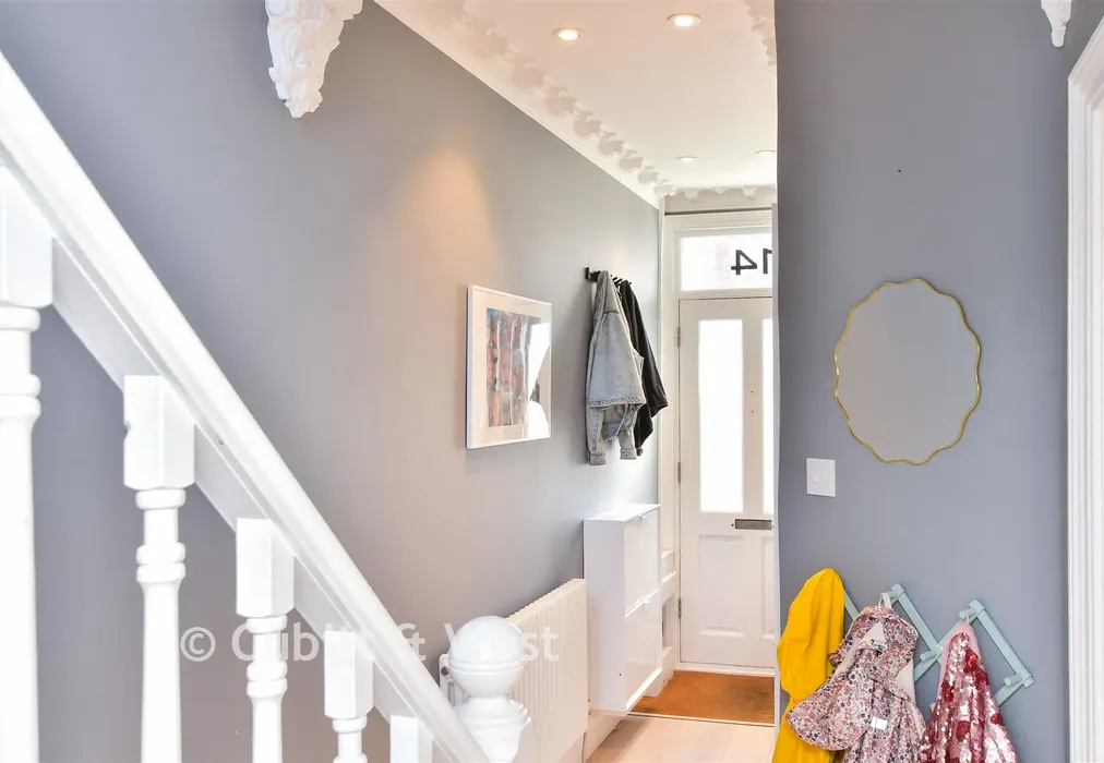 Internal Lifestyle Photograph - Herbert Road, Brighton, East Sussex - Wards of Kent