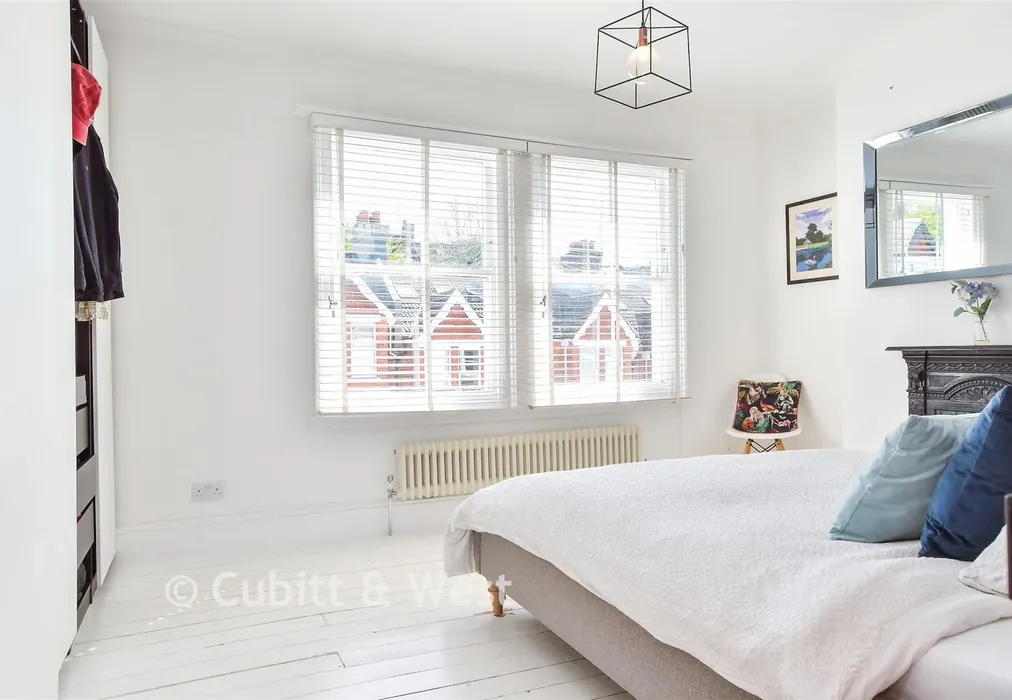 Bedroom 1 - Herbert Road, Brighton, East Sussex - Wards of Kent